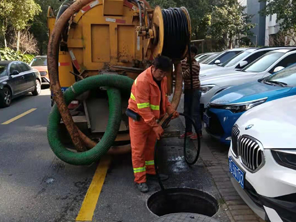 大渡口排污管道清淤